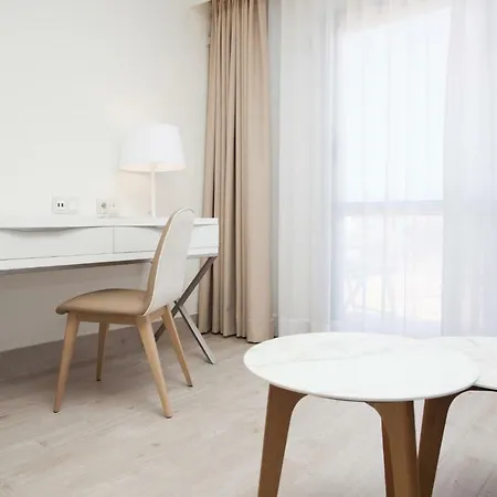 Отель Boutique Tao Caleta Mar